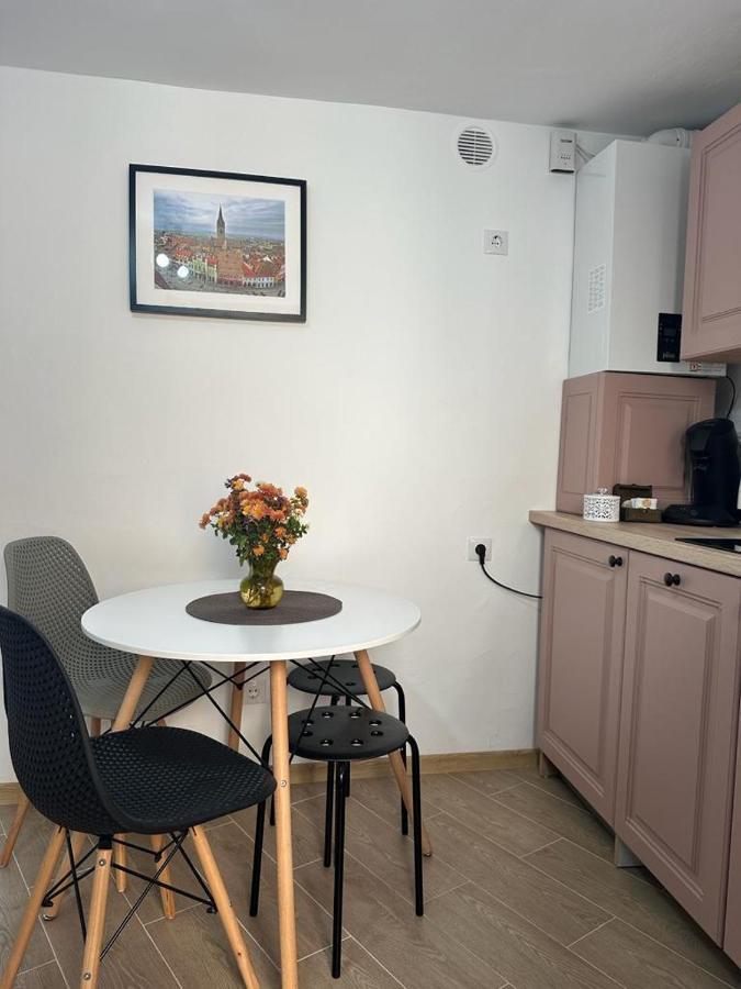 Ferienwohnung Sweet-Bombon Hermannstadt Exterior foto